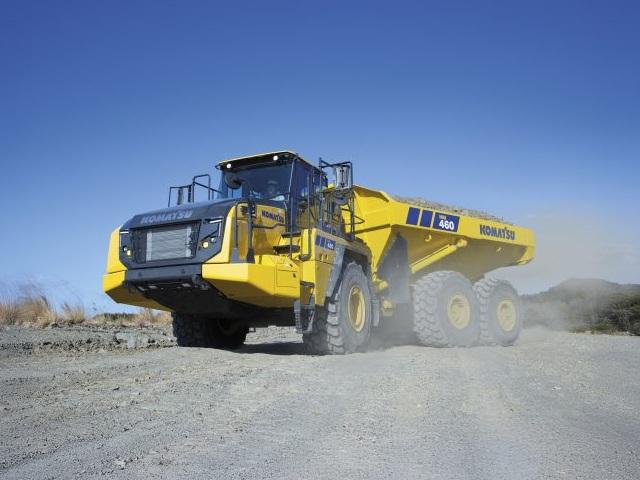Nowa generacja wozidła przegubowego Komatsu HM460-6